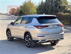 میتسوبیشی ئاوتلاندەر